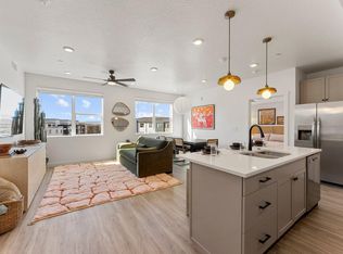 226 N Cliff Side Dr #L301, Hurricane, UT 84737