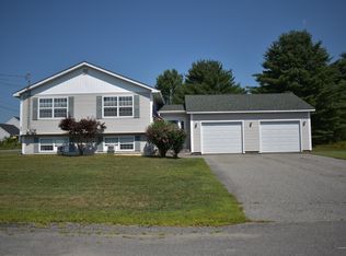 132 Curtis St, Pittsfield, ME 04967