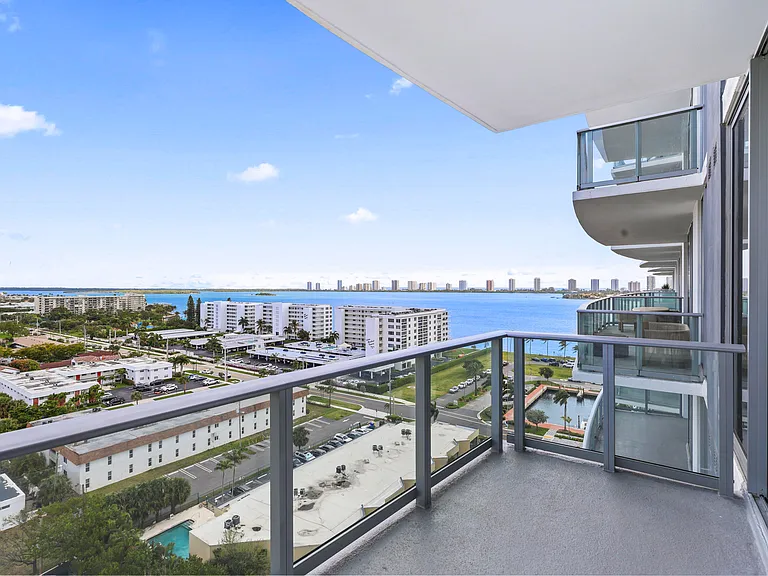 220 Lake Shore Dr #1121 — Photo 30