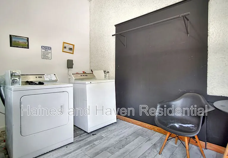669 Avenue B NW #10 — Photo 15