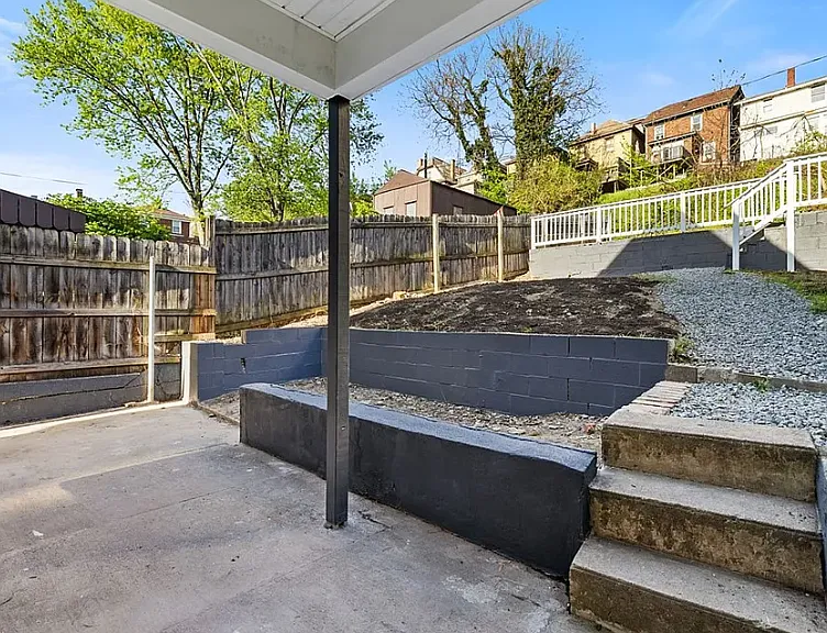 23 Craighead St — Photo 11