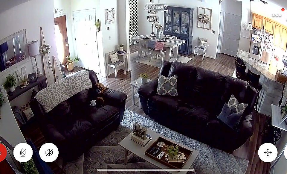 2nd image of 120 Ashwood Ln