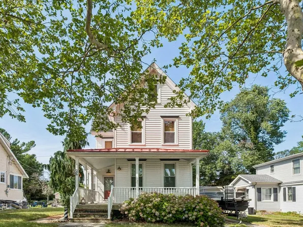 26 W Meyran Ave, Somers Point, NJ 08244
