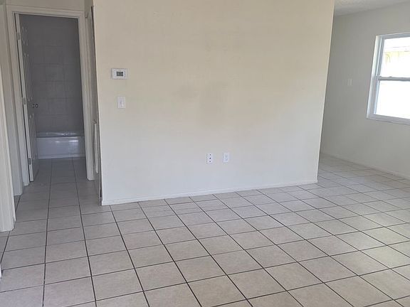 2nd image of 5616 7th Street Ct E