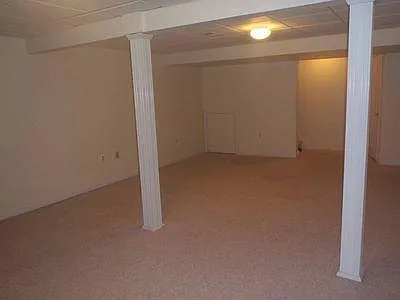 121 Henning Dr — Photo 18
