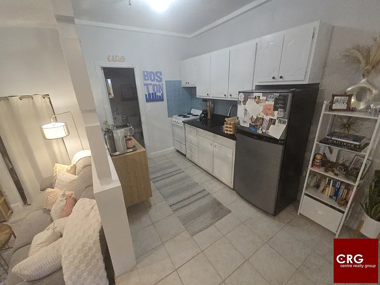 301 Marlborough St #2 — Photo 6