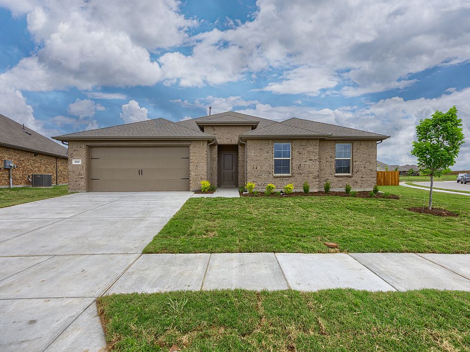 1st image of 319 Colony Way