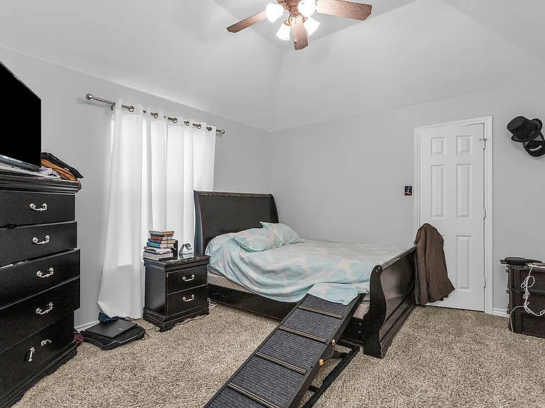5705 Blazing Star Rd — Photo 32