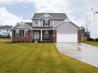 1273 Stonebrooke Dr, Howell, MI 48843
