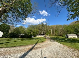 38478 Red Rd, Nelsonville, OH 45764