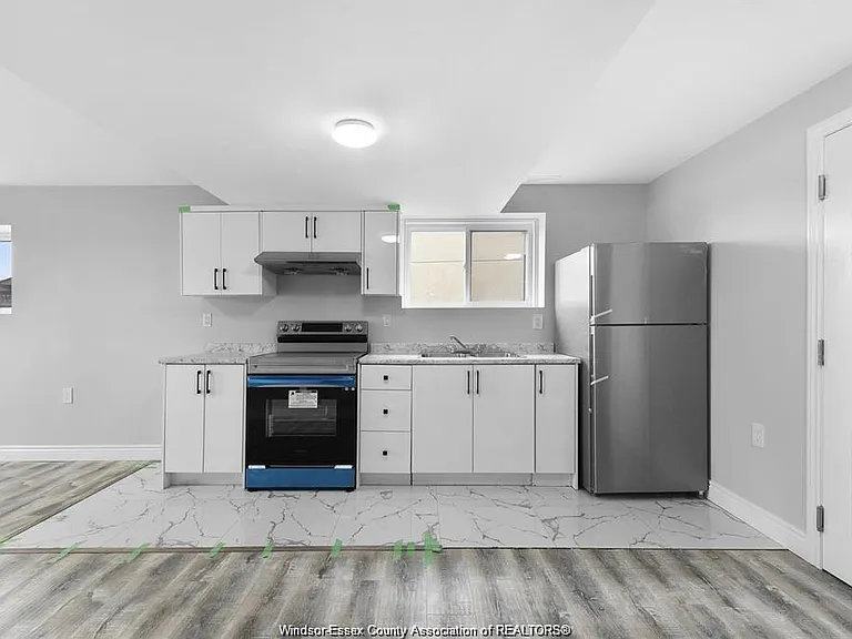 151 Lane St #LOWER — Photo 5