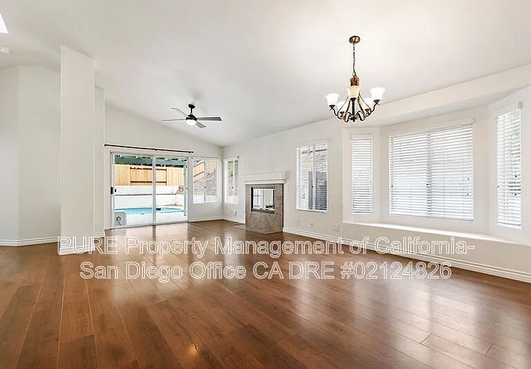 1821 Corte Amarillo — Photo 4