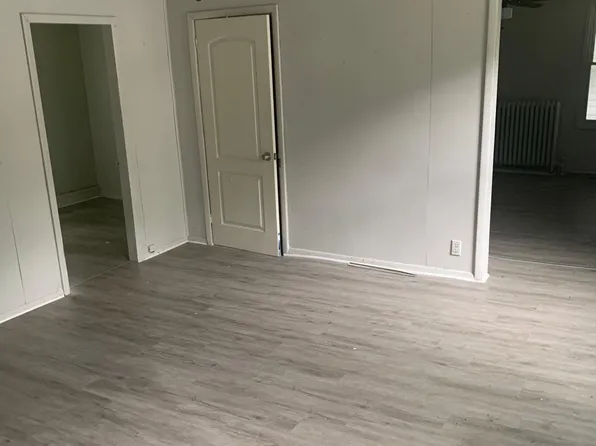 23 Erie St #1, Troy, NY 12180