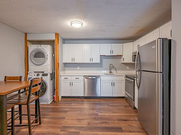 5th image of 19 Kimberly Dr APT 22