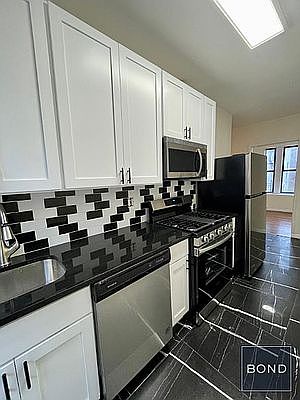 1st image of 820 W 180th St APT 52