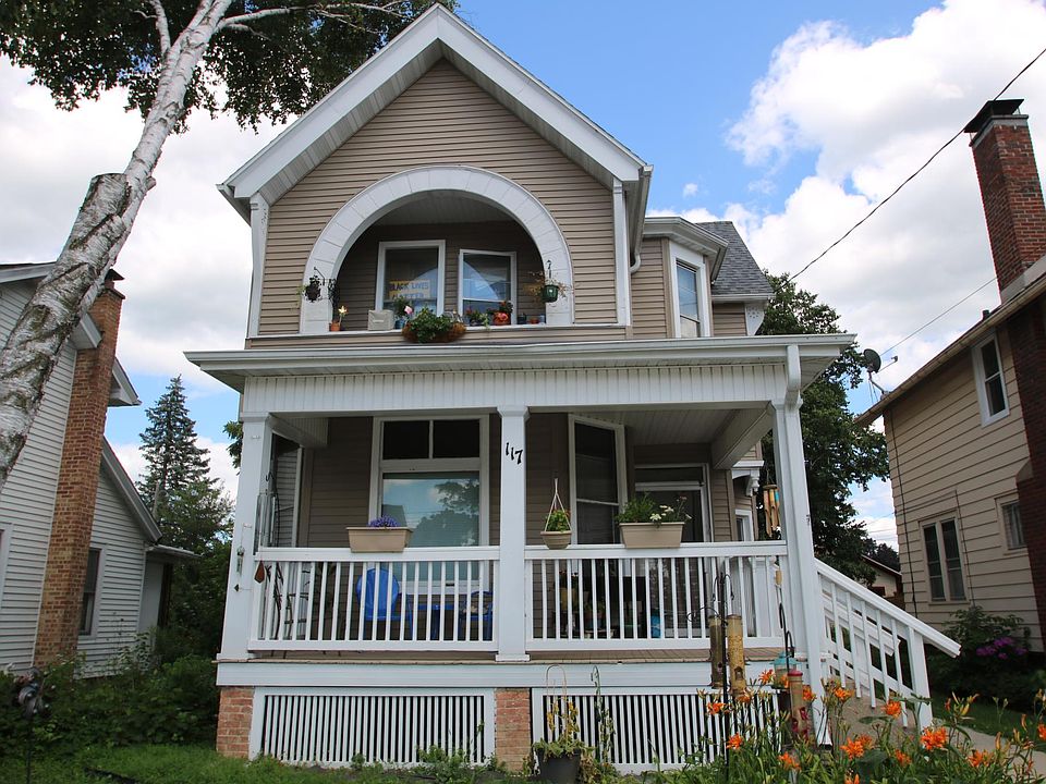 1st image of 117 N 8th St #1
