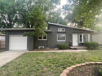421 S Westview Dr, Derby, KS, 67037