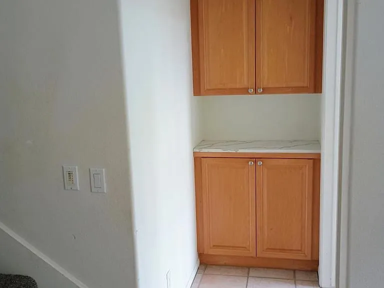 1405 La Culebra Cir — Photo 26