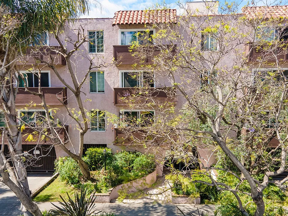 3717 Cardiff Apartments