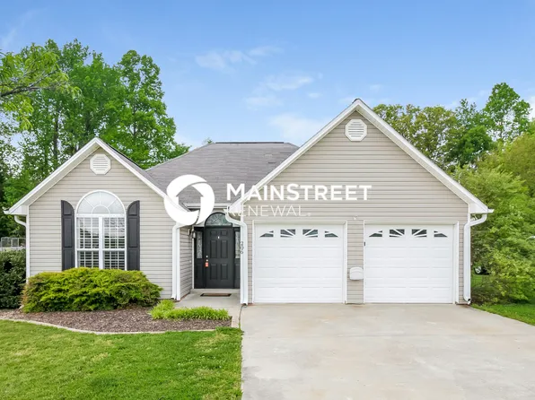 206 Central Oaks Rd, Clemmons, NC 27012