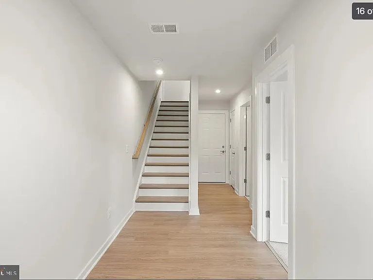 2124 Glacier Rd — Photo 3