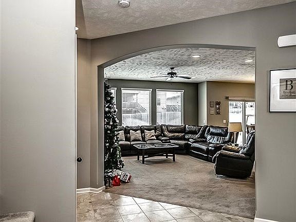 3rd image of 8006 S 192nd Ave