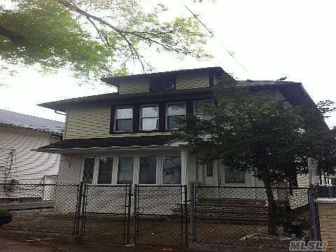2nd image of 10716 126th St