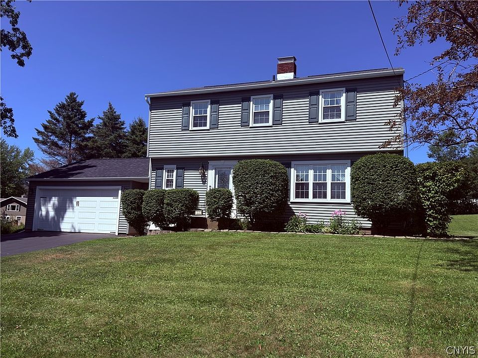 1st image of 22 McCracken Dr