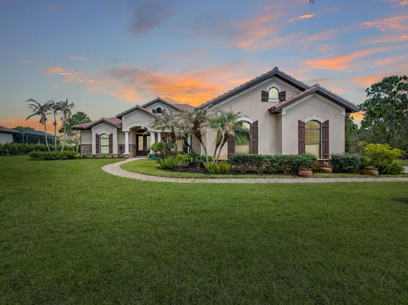 774 SW Winston Avenue, Palm City, FL 34990
