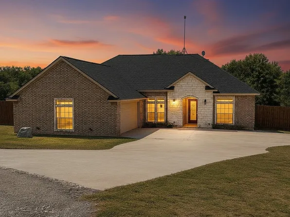 108 Tay Ct, Weatherford, TX 76088