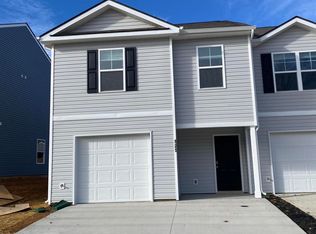 925 Lola Ln, Kingsport, TN 37664