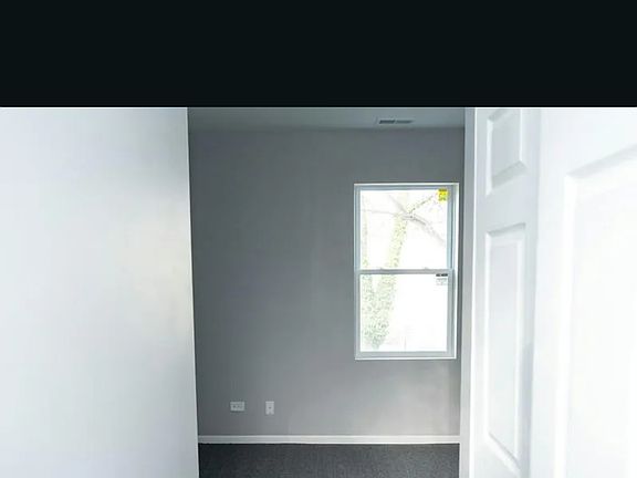 5th image of 1400 S Karlov Ave #2
