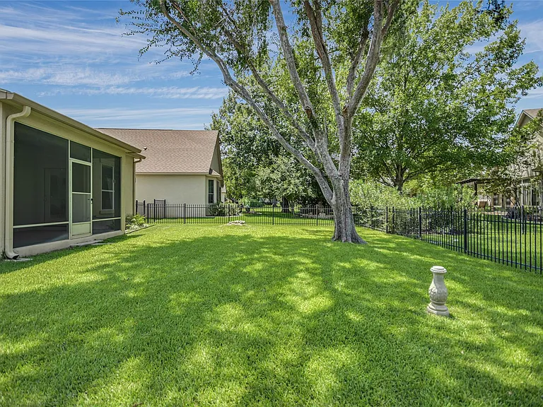112 Bluebell Dr — Photo 25