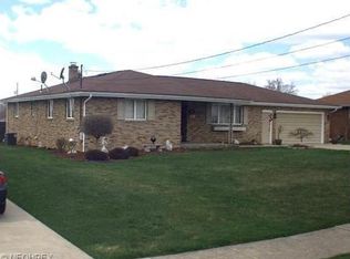 956 Krehl Ave, Girard, OH 44420