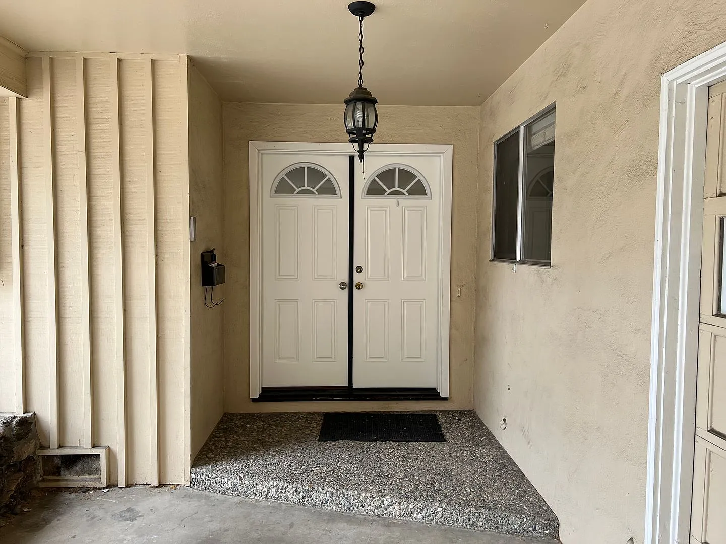 Duplex — Photo 2