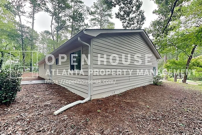 1402 Mountain Overlook Ct — Photo 16