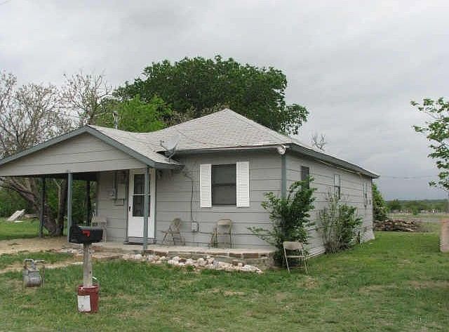 2nd image of 604 W Elm St