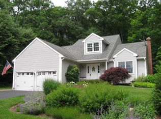 132 Mountain Ridge Dr, Coventry, CT 06238