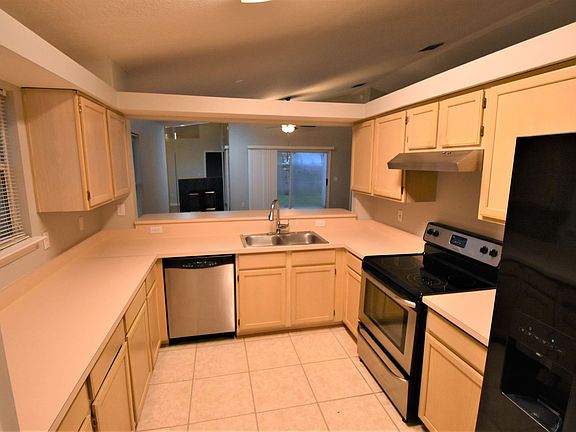 3rd image of 12258 W Sutton Estates Cir