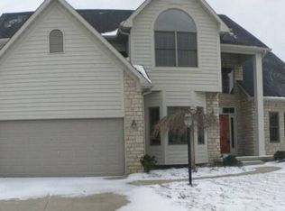 6801 Meadow Glen Dr, Westerville, OH