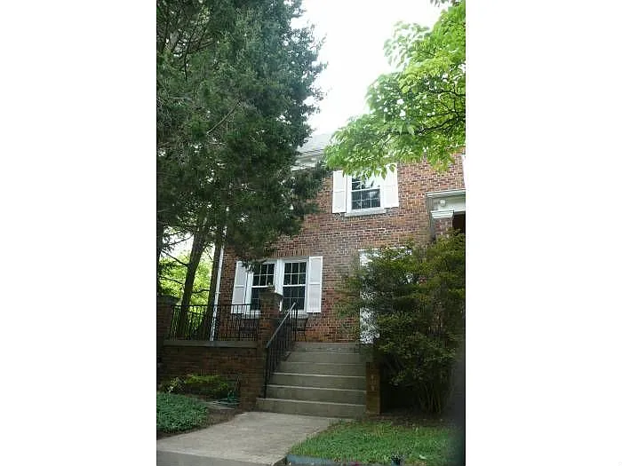 3606 Veazey St NW photo 1