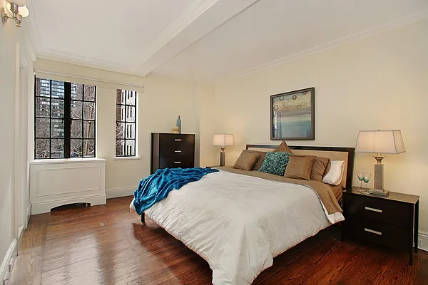 Sold by Corcoran | media 25