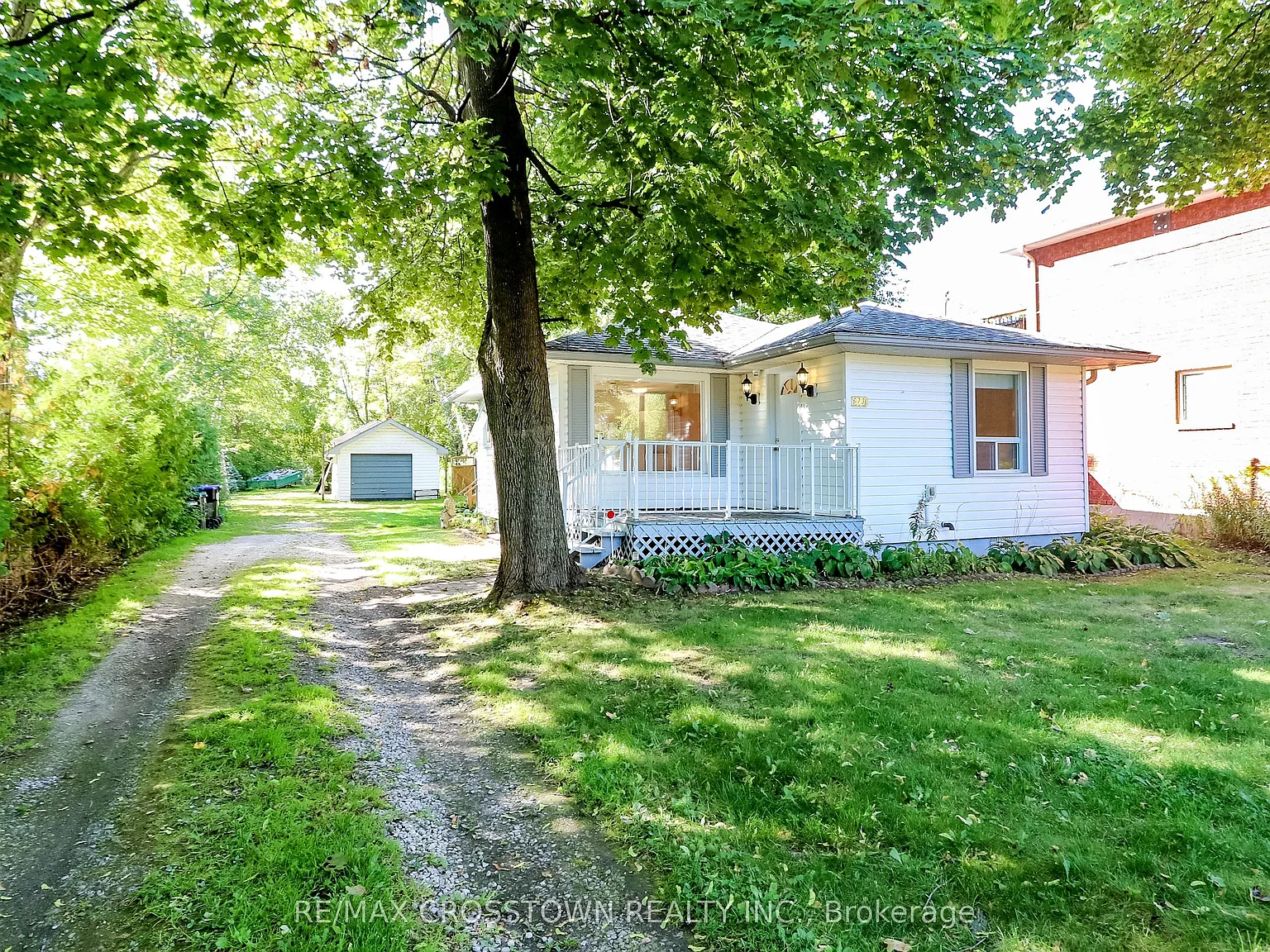 2 bed, $2,300 — Photo 4