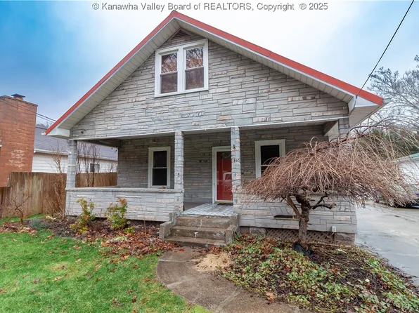 835 Poplar St, Saint Albans, WV 25177