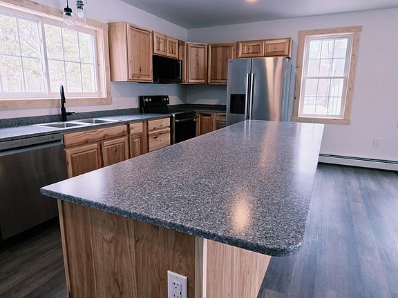 4th image of 103 Bog Road