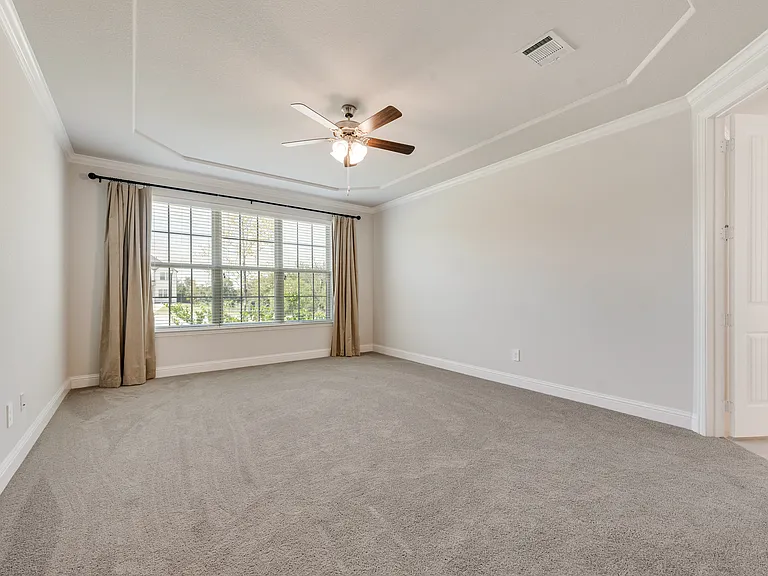 306 Duxbury Ct — Photo 15