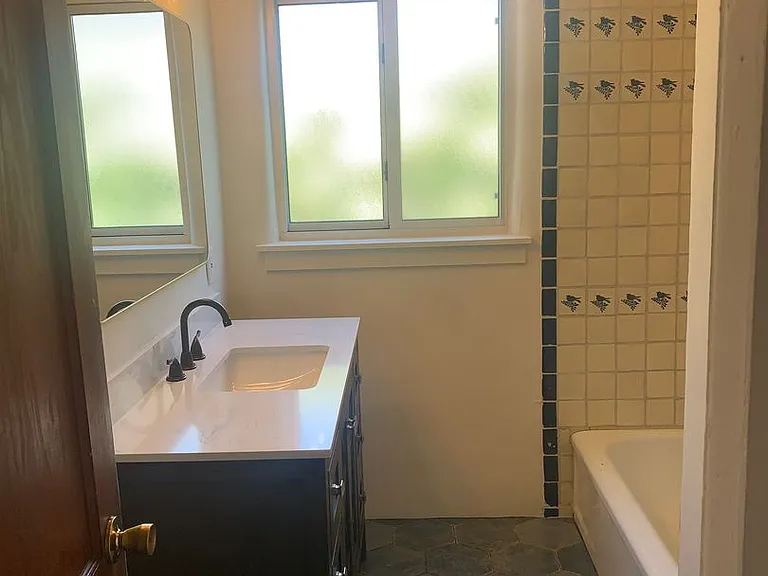 412 Cortez Pl — Photo 14