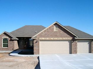 2012 Meadows Cres #1199, Tuttle, OK 73089