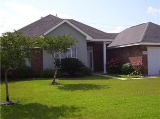 514 Oak Point Dr, La Place, LA 70068