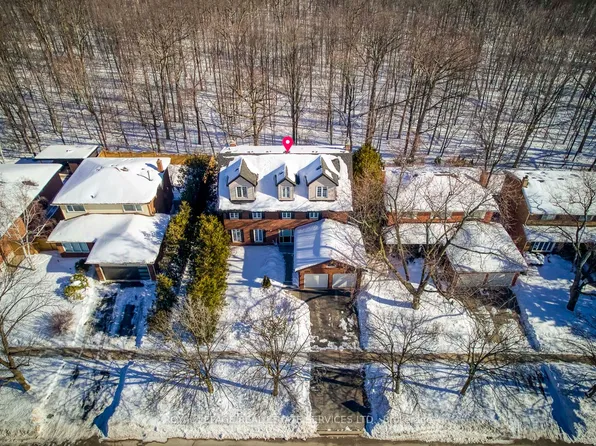 1462 Grand Blvd, Oakville, ON L6H 3E6